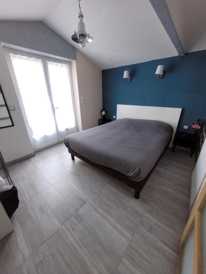 Beau Chalet 6 Personnes Avec Jacuzzi Tilly-sur-Seulles Exterior foto